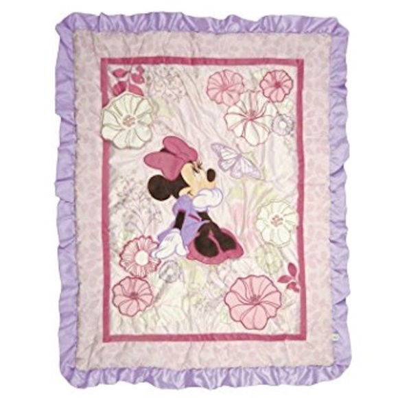 Minnie Mouse: Butterfly Dreams Quilted Comforter - Picture 1 of 3